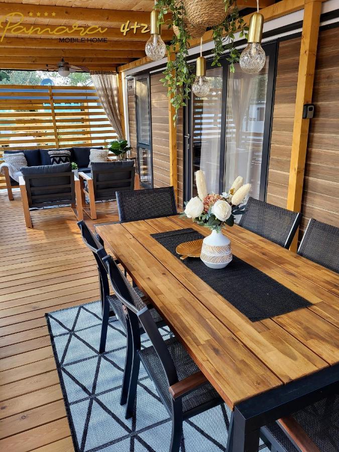 Pamara Mobile Home Biograd Na Moru Buitenkant foto