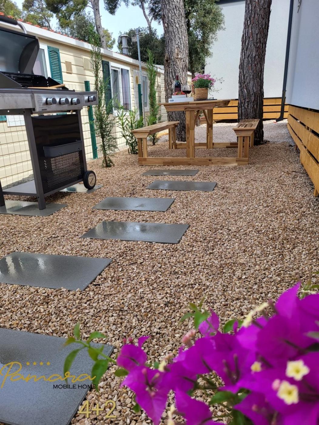 Pamara Mobile Home Biograd Na Moru Buitenkant foto